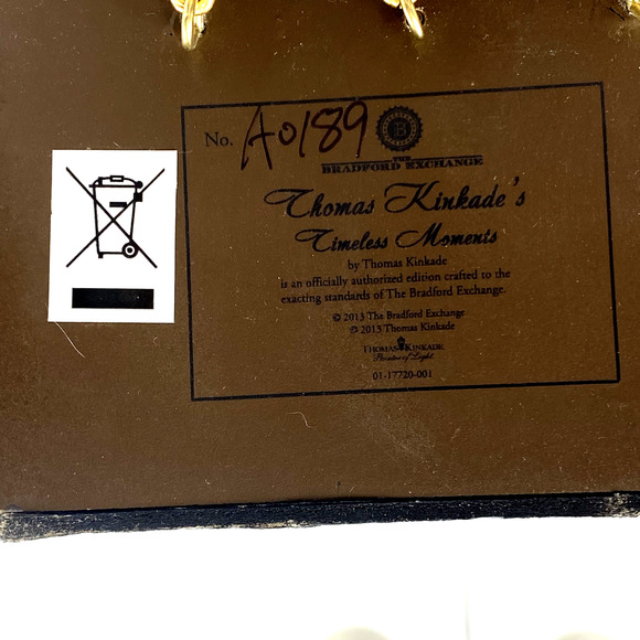 NEW Thomas Kinkade's A0189 Cuckoo Clock - Picture 4 of 6